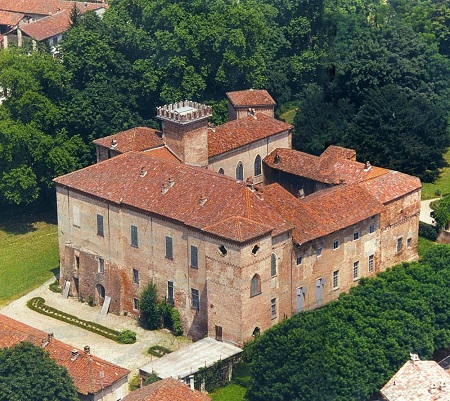 Castello Sannazzaro AT